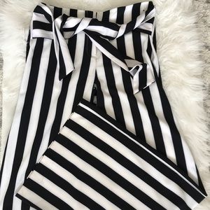 Stripped palazzo pants —black and white